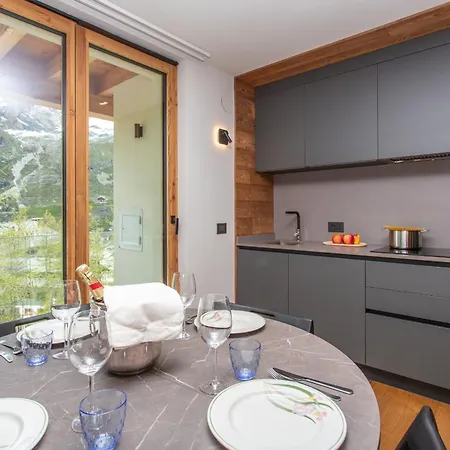 Flora Alpina Experience - Ski-to-door Brand New With Indoor Garage&mountain View *