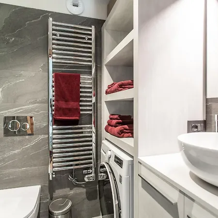 Апартаменти Flora Alpina Experience - 