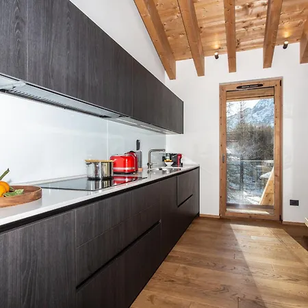 Flora Alpina Experience - Ski-to-door Brand New With Indoor Garage&mountain View Breuil-Cervinia
