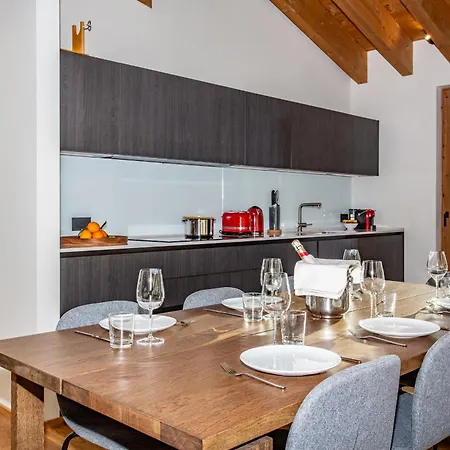 Flora Alpina Experience - Ski-to-door Brand New With Indoor Garage&mountain View *