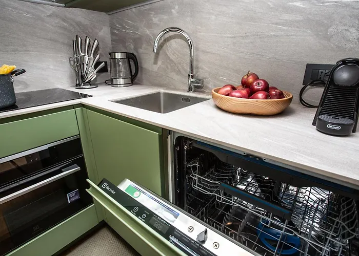 Flora Alpina Experience - Ski-to-door Brand New With Indoor Garage&mountain View Appartement *